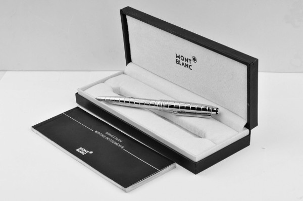 Канцелярия для бизнес-леди