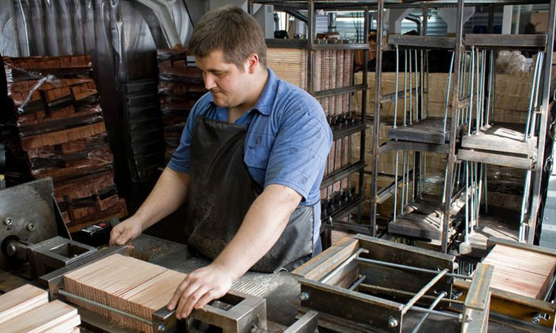 Как делают карандаши