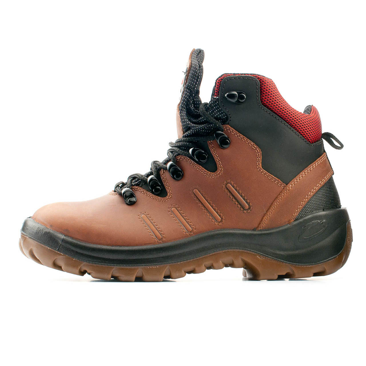 Обувь треккинговая