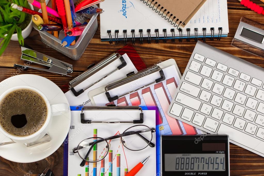 Канцелярские принадлежности – лучший новогодний подарок в офис!