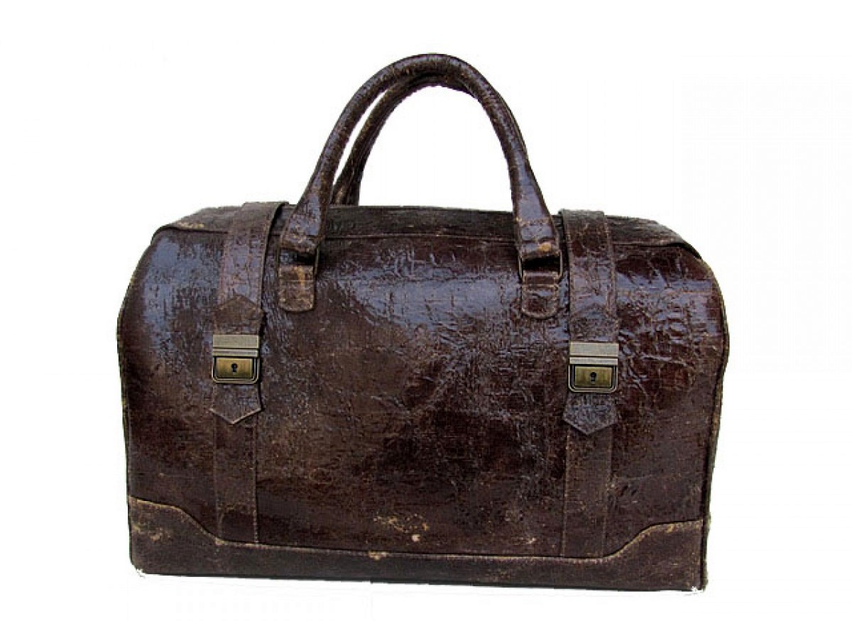 Дама сдавала в багаж…