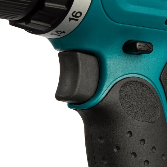 Дрель-шуруповерт аккум. MAKITA 18В, LXT, 42Нм, 2х3.0Ач (DDF453RFE)