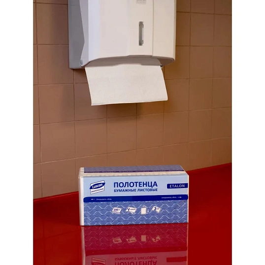 Полотенца бумажные д/дисп. Luscan Professional Vслож 2сл белцел200л18пач/уп