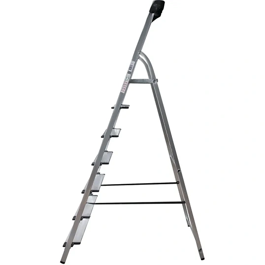 Стремянка ал. Новая Высота NV 1118, 1х7 ступ. 130 мм, органайзер 1118107