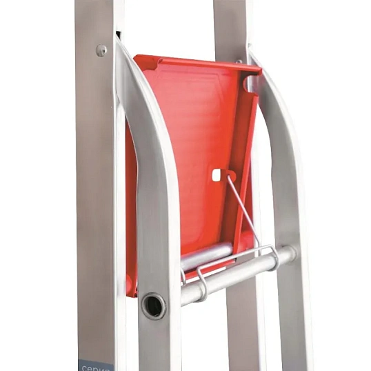 Стремянка алюминиевая усиленная 225 кг 7ступеней(130мм)Новая Высота 3117107