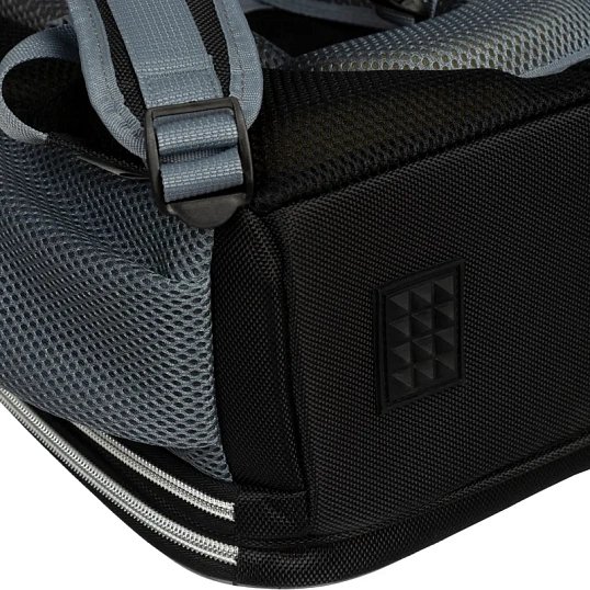 Ранец Комус Класс Basic Киберпанк Акула, 2 отд, эргоном. спинка