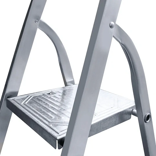 Стремянка ал. Новая Высота NV 1118, 1х5 ступ. 130 мм, органайзер 1118105