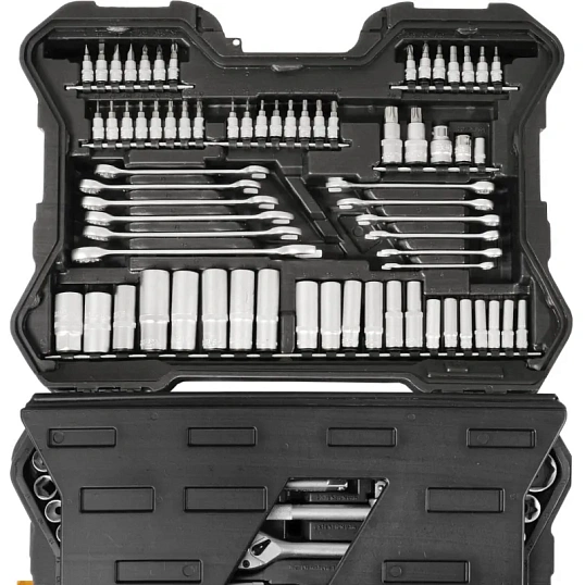 Набор инструмента ручного BORT BTK-215 (93418446)