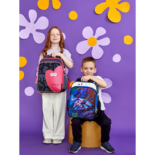 Ранец Комус Класс Stright 3D Косм. путешествия, св/диоды, 2 отд, эргоном