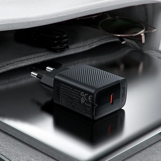 Зарядное устройство сетевое ACEFAST (AF-A82-BK) PD20W GaN single USB-C