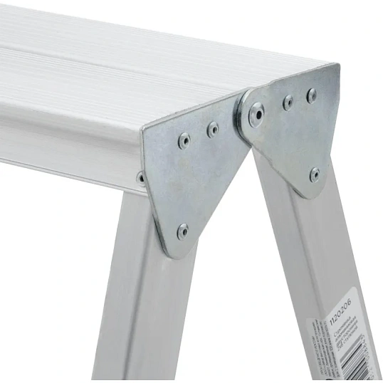 Стремянка ал. двухсторонняя Новая Высота NV 1120, 2х3 ступ. 80 мм 1120203