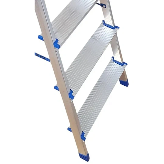 Стремянка двухсторонняя алюминиевая 5 ступеней TARKO 04205e