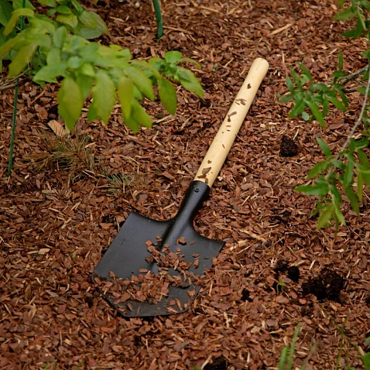 Лопата саперная, 145х190х580 мм, деревянный черенок// Россия