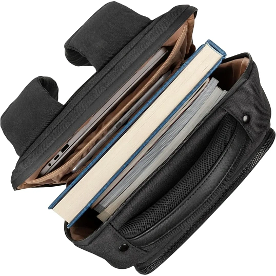 Рюкзак для ноутбука RIVACASE 8126 black Clark-ECO MacBookAir15,ноут.14 17л