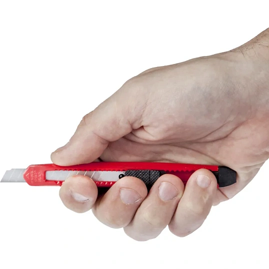 Нож канцелярский 9 мм Attache Economy  с фиксатором, полибег, цв. вассорт.