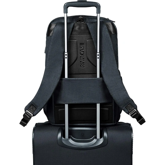 Рюкзак для ноутбука RIVACASE 8365 black Biscayne-ECO 17.3 (25л)
