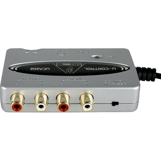 Аудиоинтерфейс Behringer UCA202