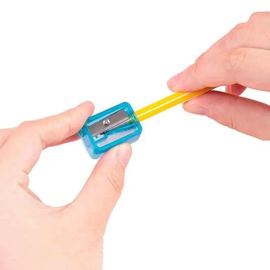 Точилка ручная Deli, 1 отверстие, пластик, стальное лезвие, ассорти