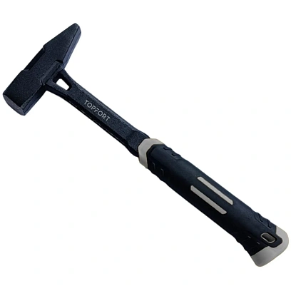 Молоток кровельщика 600 гр Topfort Black Lable