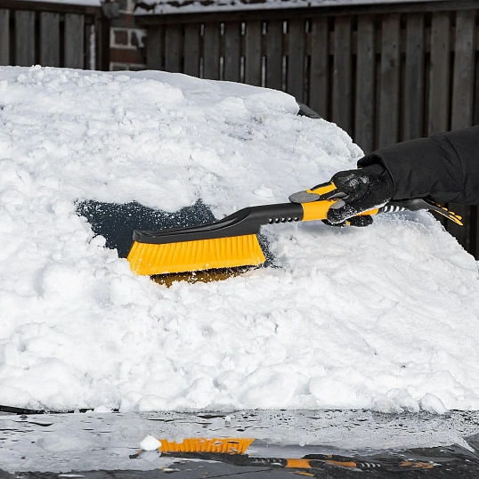 Щетка для снега со скребком Denzel 60см 55325