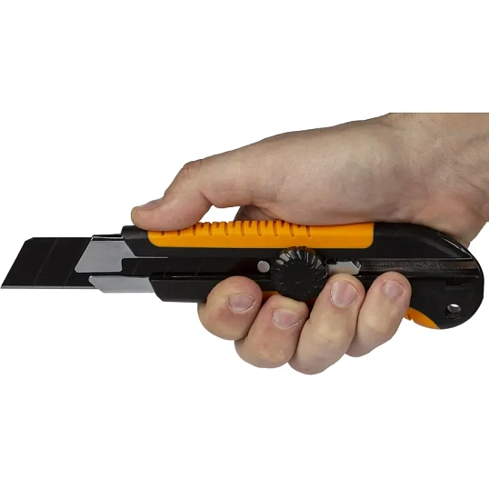 Нож универсальный Attache Selection 25мм,метал.напр.,Twist lock,TPR вставка