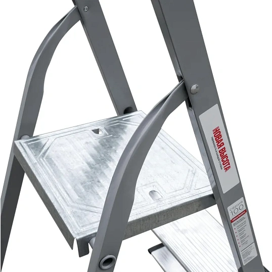 Стремянка ст./ал. Новая Высота NV 1137, 1х4 ступ. 130 мм 1137104