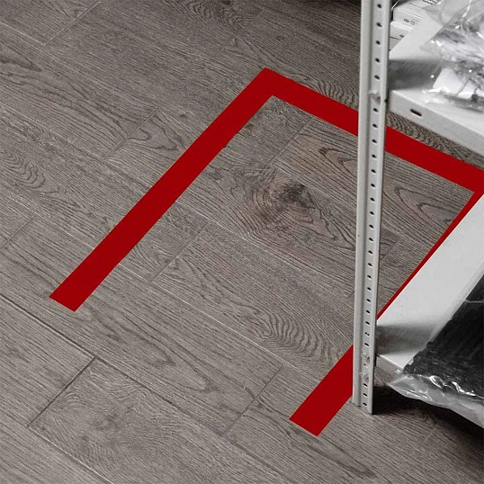 Лента для разметки Vell 50ммx33м, красная, 0,15 мм, ПВХ (301584)