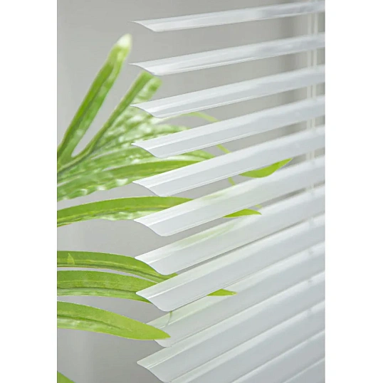 Жалюзи Комус Мебель алюминиевые 140x160см, белые