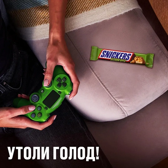 Шоколадный батончик Snickers Лесной орех с арахис, карам, фунд и нугой, 81г