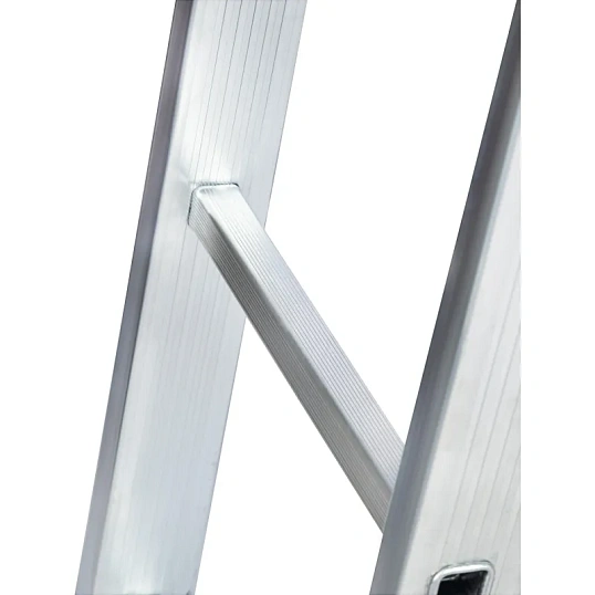 Лестница шарнирная алюминиевая 4х3 ступени Комус    