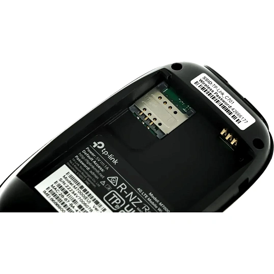 Маршрутизатор TP-Link M7000 4G LTE-модем