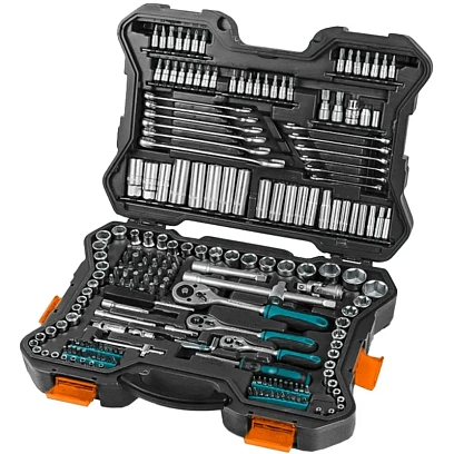 Набор инструмента ручного BORT BTK-215 (93418446)