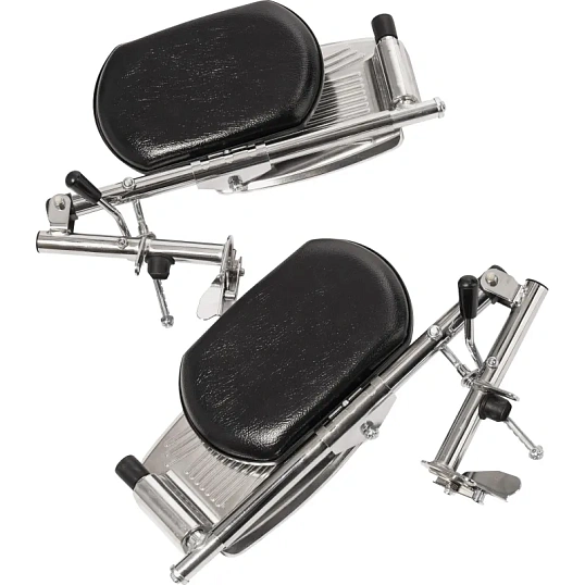 Кресло-каталка , с сан. Осн., литые колеса, ш.с.44см., Barry W2