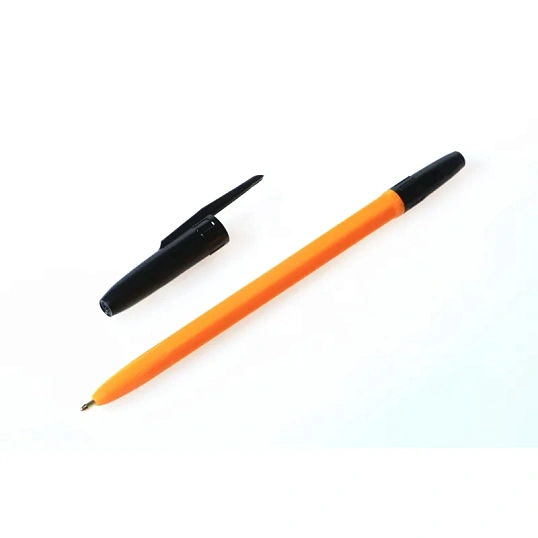 Ручка шариковая неавтомат. Attache Corvet масл,черн,0,5мм,оран,Россия