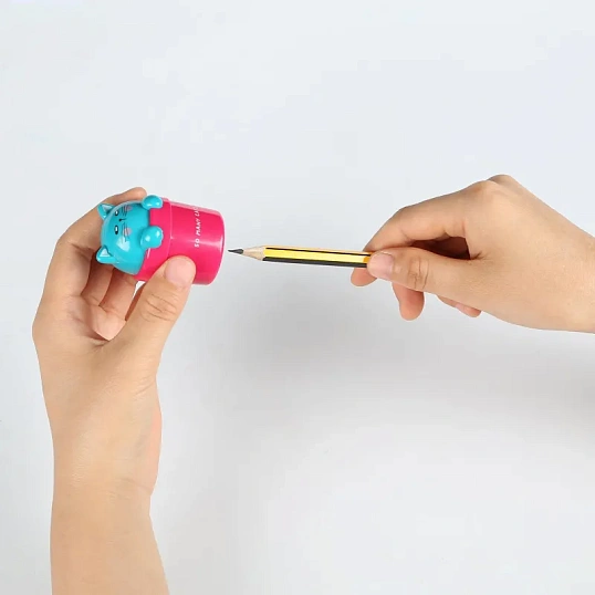 Точилка M&G So Many Cats, 1 отверстие, с контейнером, в ассорт, для детей