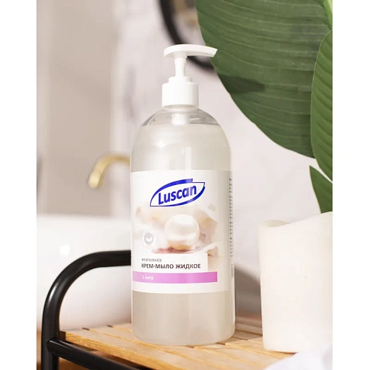 Крем-мыло жидкое Luscan жемчужное с дозатором 1л