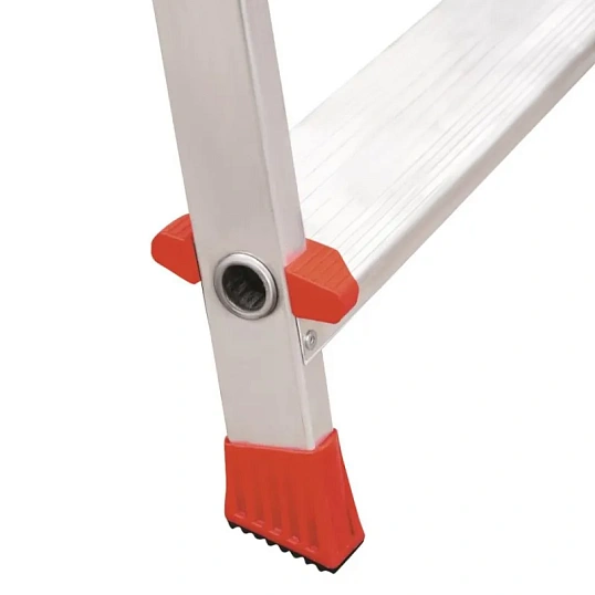 Стремянка алюминиевая усиленная 225 кг 5ступеней(130мм)Новая Высота 3117105