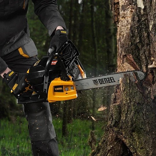 Пила цепная бензиновая DENZEL DGS-4516 (шина 40 см, 57 зв.) (95230)