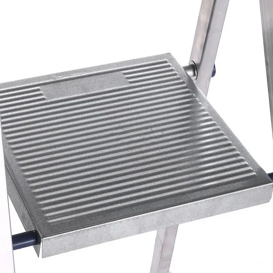 Стремянка 3 ступени, алюминиевая СИБРТЕХ (97713)