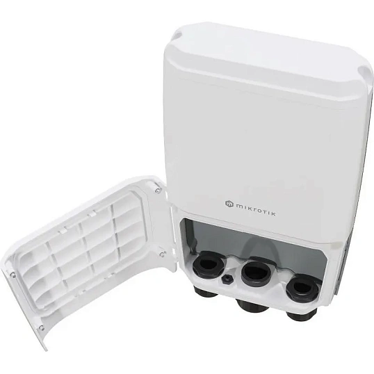 Коммутатор MikroTik Cloud Router Switch CRS305-1G-4S+OUT уличный