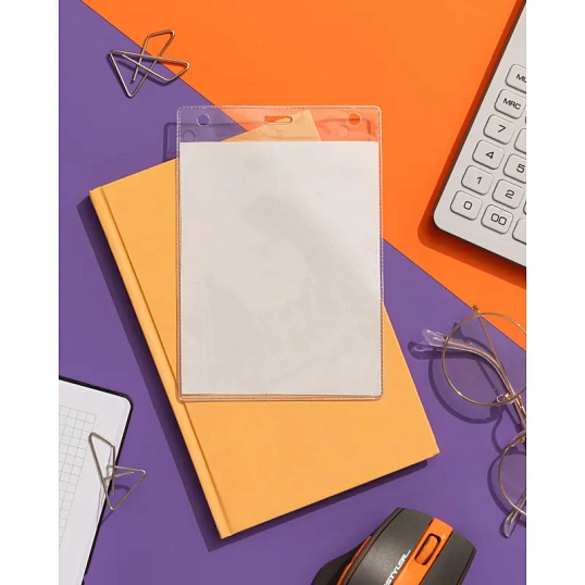 Бейдж верт без держат 114х163 для формата А6 Комус, 1225.250.B