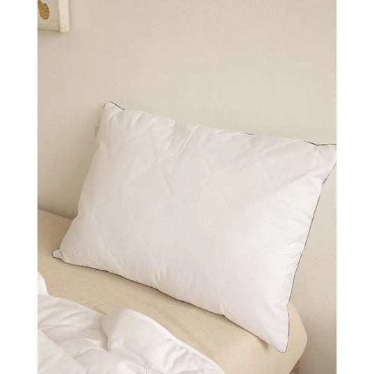 Подушка Luscan 50х70 стег.съем.чех на мол,кант,600г(холлофайб/микрофиб),бел