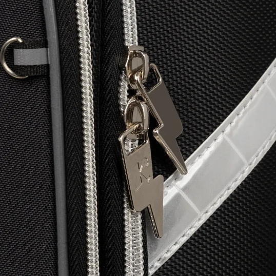 Ранец Комус Класс Basic Киберпанк Акула, 2 отд, эргоном. спинка