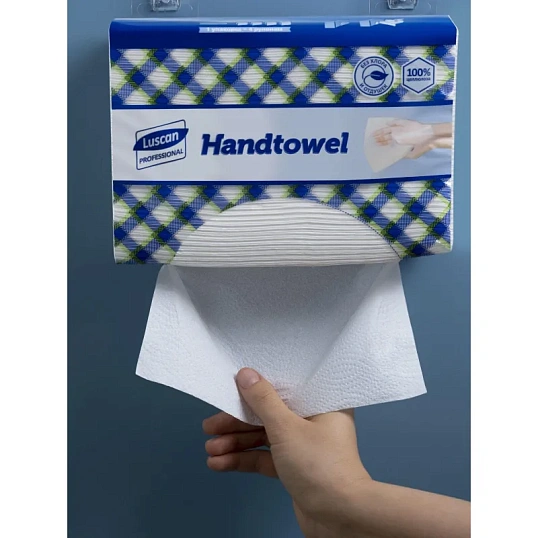 Полотенца бумажные д/дисп. Luscan Professional Zслож2слбелцел200л