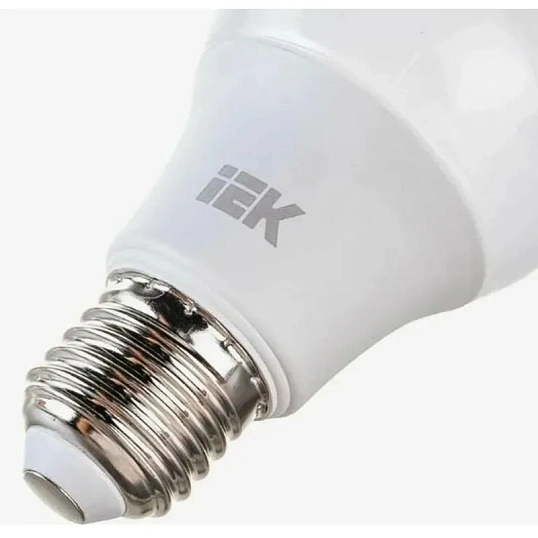 Лампа светодиодная Eco G45 9Вт шар 4000К E27 IEK LLE-G45-9-230-40-E27