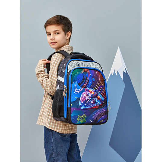 Ранец Комус Класс Stright 3D Косм. путешествия, св/диоды, 2 отд, эргоном